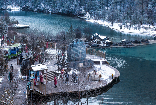 麗江旅游；新的一年，定要去見玉龍雪山一面！